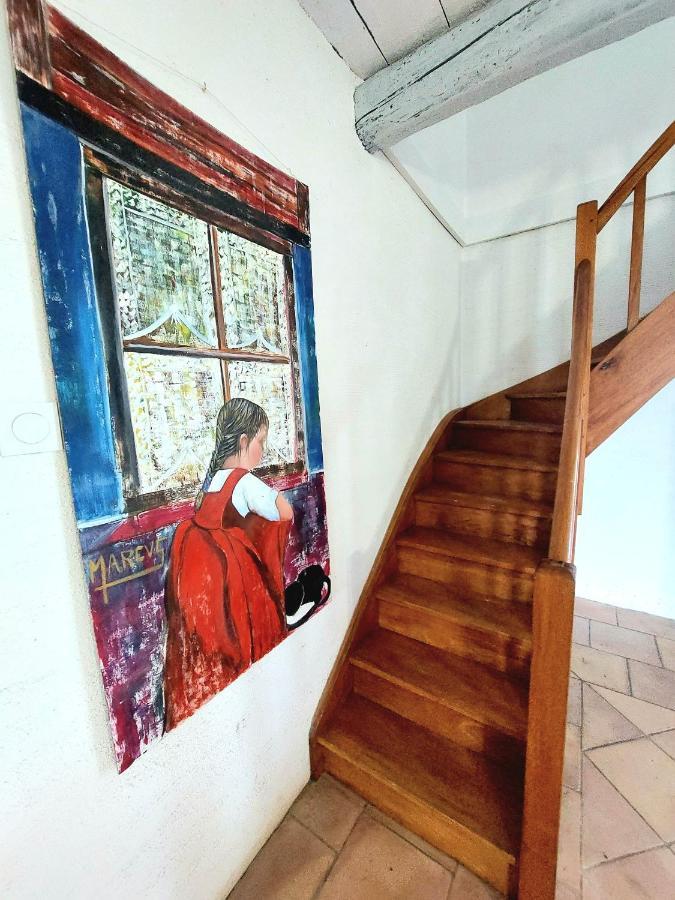 Mazet Du Chateau Joyeux De Violet Pépieux Exterior foto